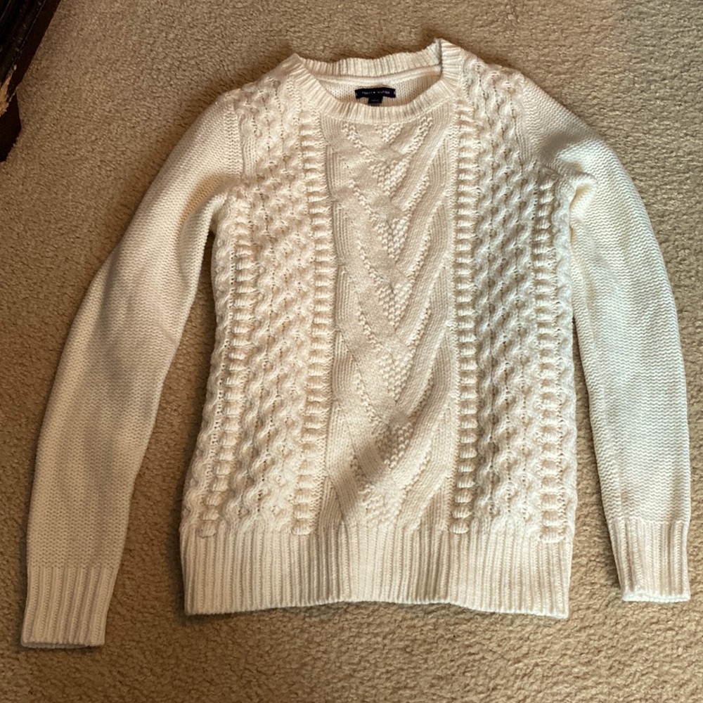 Tommy Hilfiger sweater